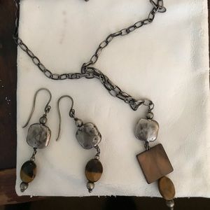 Silpada necklace and earrings